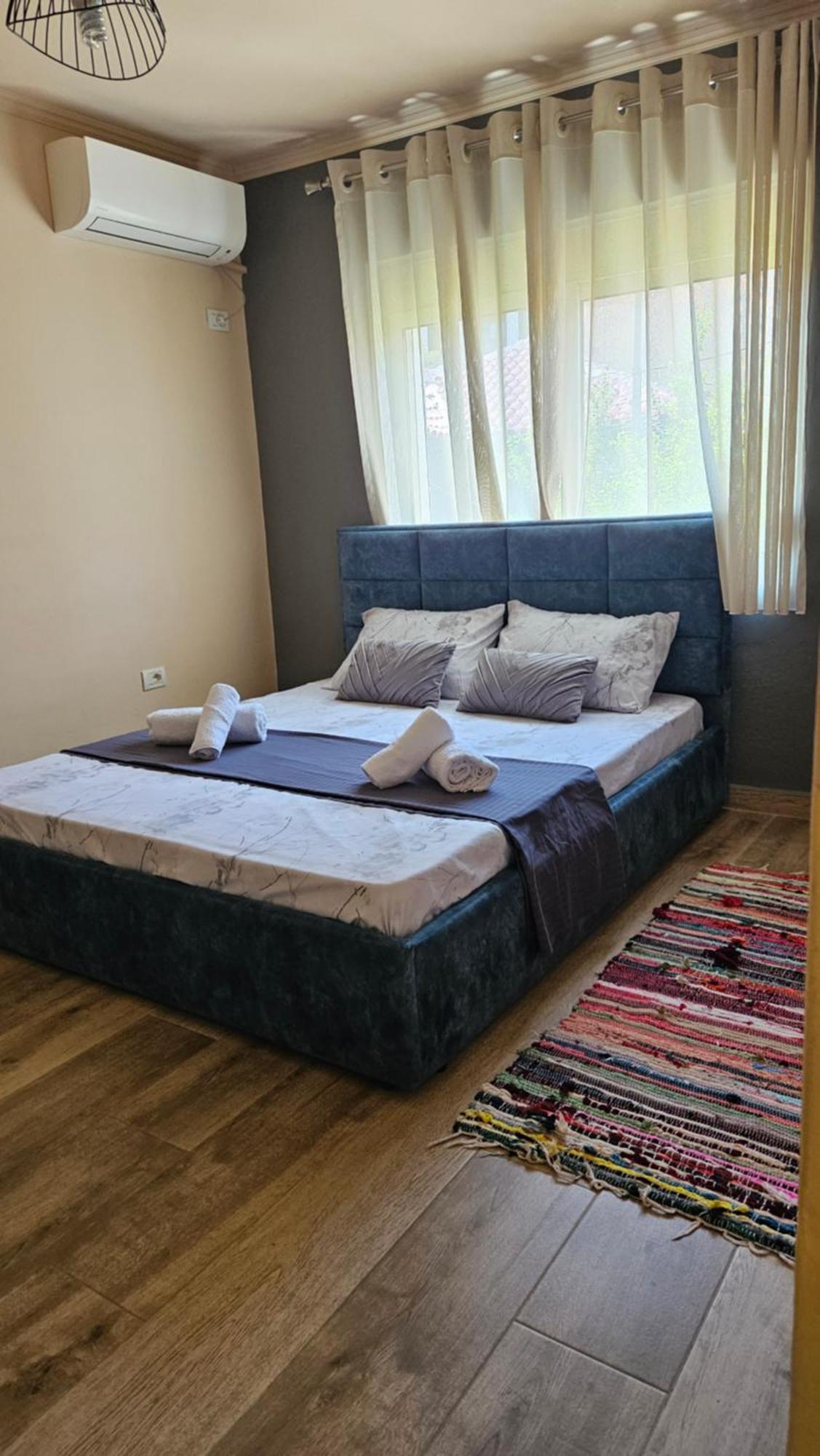 Dua'S Apartment Тирана Екстер'єр фото